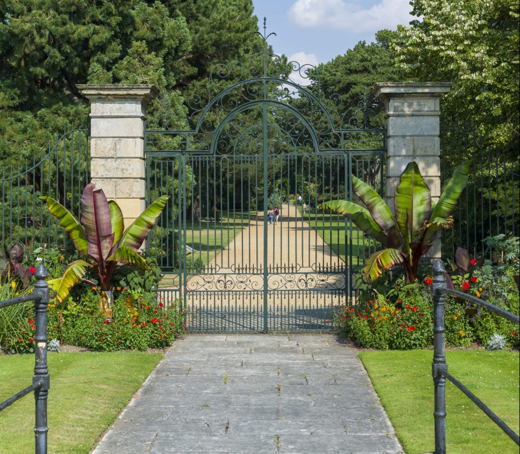 Gates at the western end of Main Walk