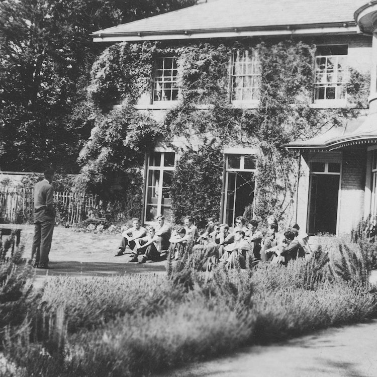 Voicing the Garden - Trainees in the 1940s and 1950s